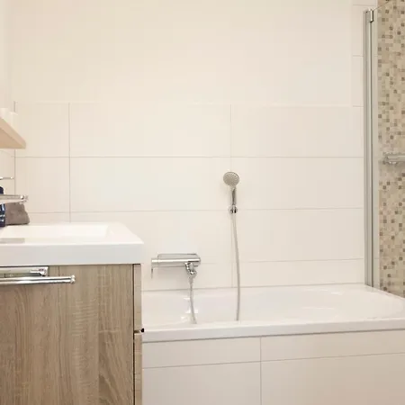 Hotel Haus Kerstin 119 - Ferienwohnung Lee Juist